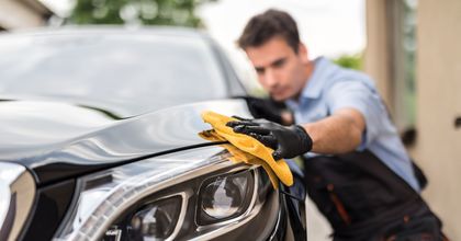 Neuwagen-Optik dank professioneller Fahrzeugaufbereitung